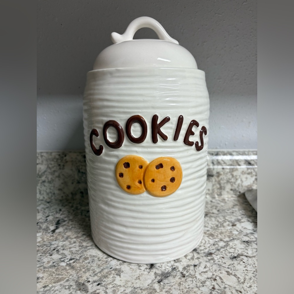 Vintage Cookie Jar - Catherine’s Homeware by Woondulla
